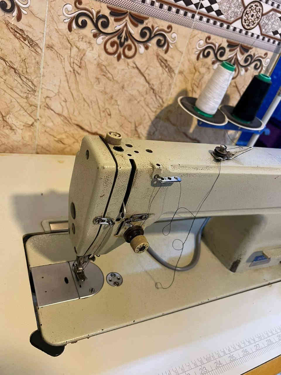 مكينه خياطه ياباني ماطور كاتم نضيفه وماداخله تصليح ابد سعرها ٢٠٠ شراي يتصل او يراسلني مكاني قرنه الثغر
***********
