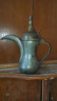 دلة بغدادية قياس 30 سانتيم السعر 110 الف مع التوصيل الى جميع محافظات ا...