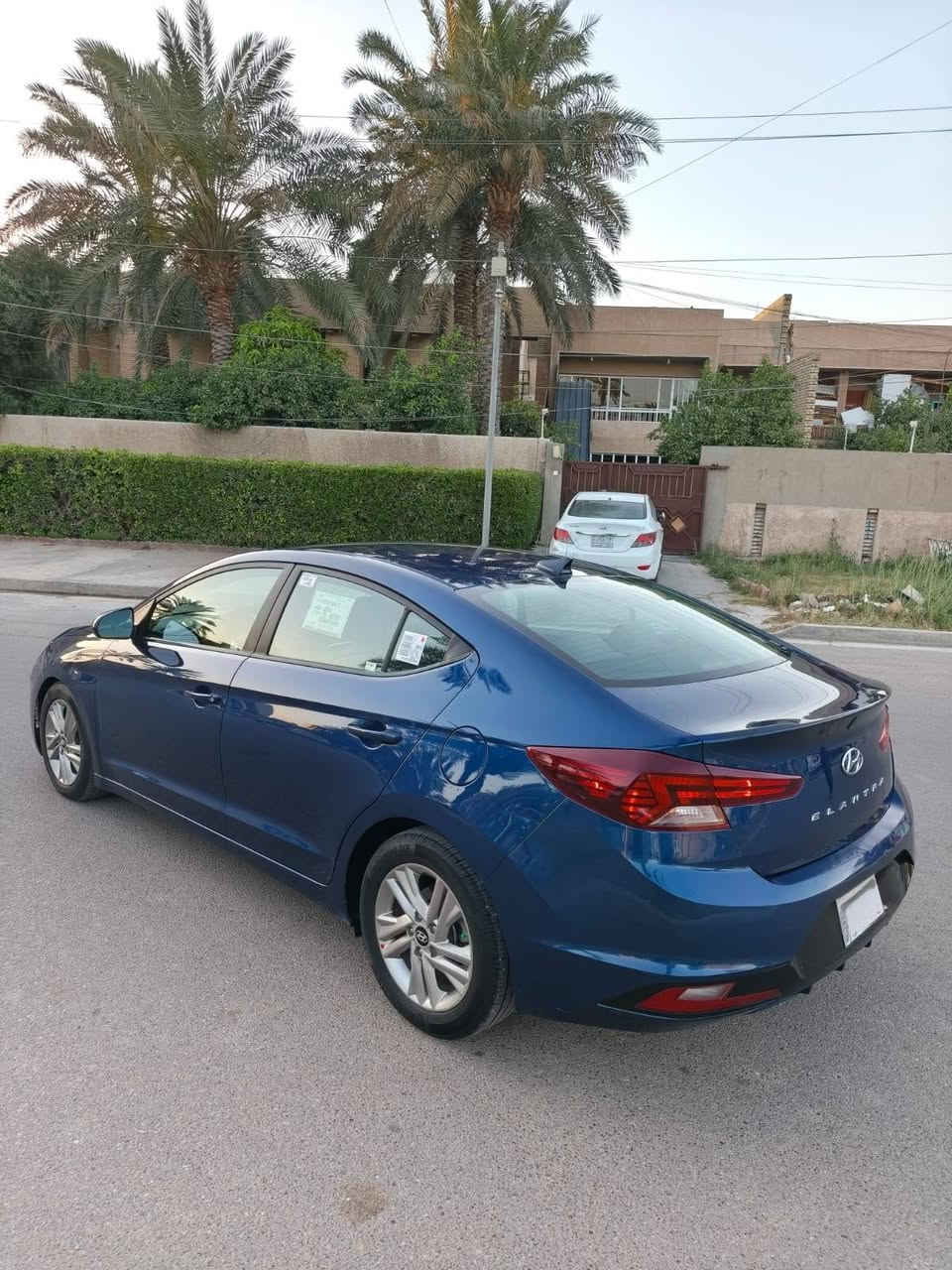 ياالله للبيع فقط
النترا 2019 امريكي ليبل واحد
على ايد وحده من سنه 21 رقم بغداد
ماشيه 99 الف حقيقي
محرك 2000 دوش المرغوب
بدون ايرباك داخل لونين مرغوب
رادارات لدات تحديد مسار
كروس سرعه تحكم ستيرن 4 جهات
3 أنظمة قيادة
مكان السيارة بغداد السيديه
السعر 125 وبيها مجال للشراي
***********
***********
