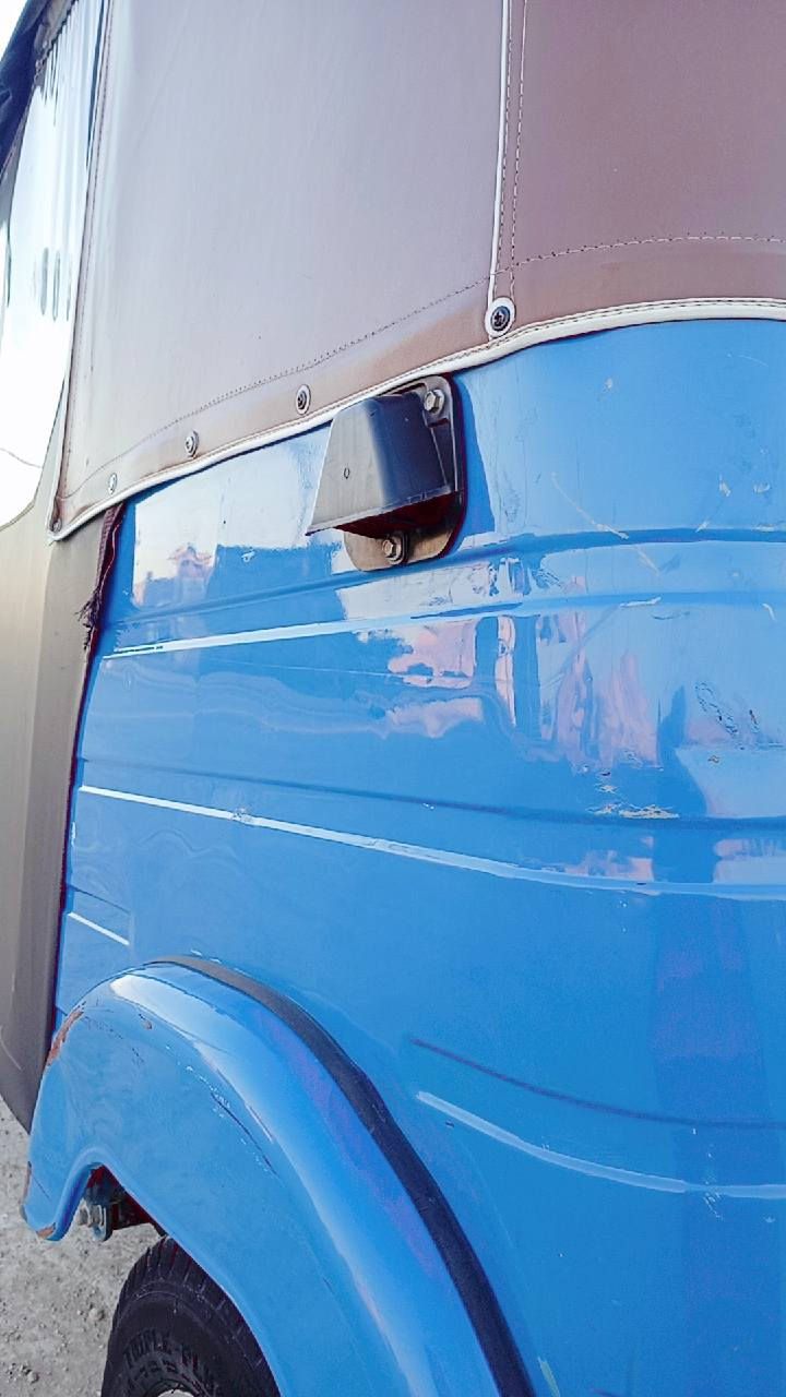 سلام عليكم شباب عدي تكتك للبيع 20شهر 6كفاله من عده الدوس مكينه مفتوحه رقم بغداد  الحسينيه مال راشديه اي الاستفسار عل اتصل وبيك خير ودلل ***********
