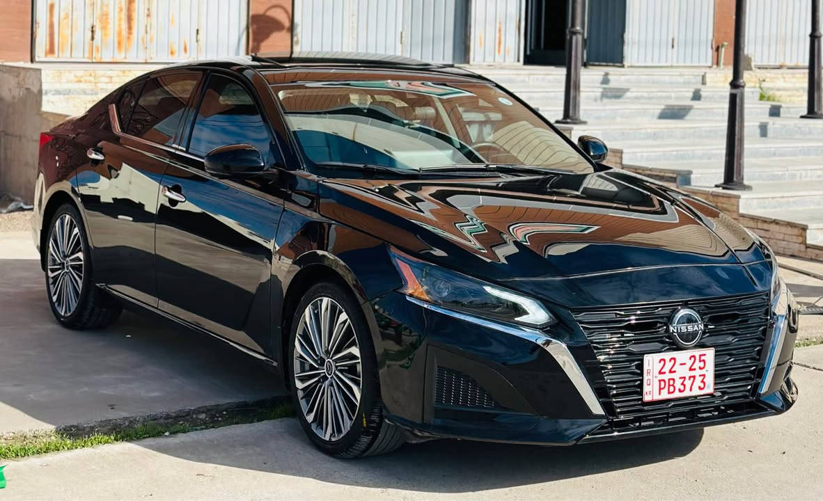 للبيع التيما SL فول الفول 
السعر 166 بيها مجال 
***********
موديل 2024
شاشه كبير 
كار بلاي
اوتو هولد 
سلايت فتحه 
5 كامرات 
بريك بصمه 
كشن هيتر+كهرباء
ويل شركة بلادي 
رادار 360 درجة
حجر رادار بلادي شركة 
تحكم ستيرن تثبيت سرعه 
جاملغ بونيد السياره سونار ورقم الشاصي بلمنشور 
1N4BL4EV1RN319392
تترقم شمالي اربيل سليماني دهوك 
تريد ارقملك تريد انت اترقم 
مكان السياره ديالى خانقين خناقين, ديالى
