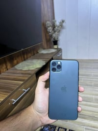 آيفون ١١ برو ماكس • بلادي • زيتوني