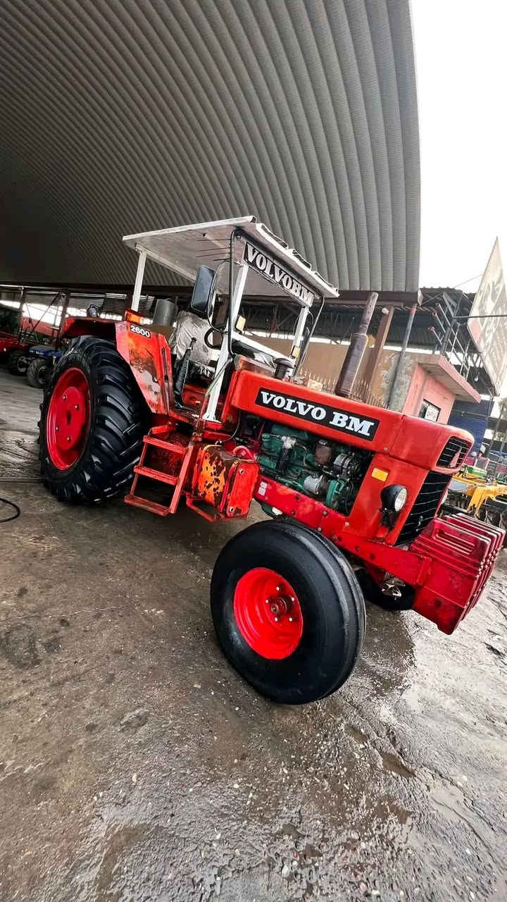 تركتر فالفو موديل 82 للبيع السعر 20 مليون مكفول شرط المكان الموصل كيارة للأستفسار ***********
