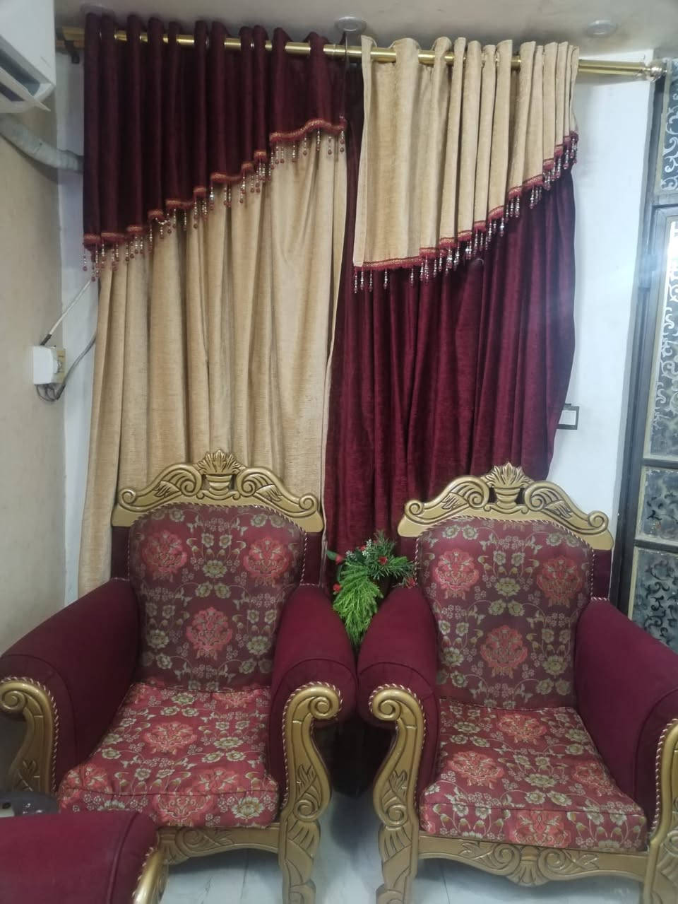 سعر تخم 350 مع بردات 6 شبابيك


**إذا كنت صاحب هذا الإعلان وتريد حذفه لأي سبب، رجاءا أرسل رسالة إلى الدعم الفني**