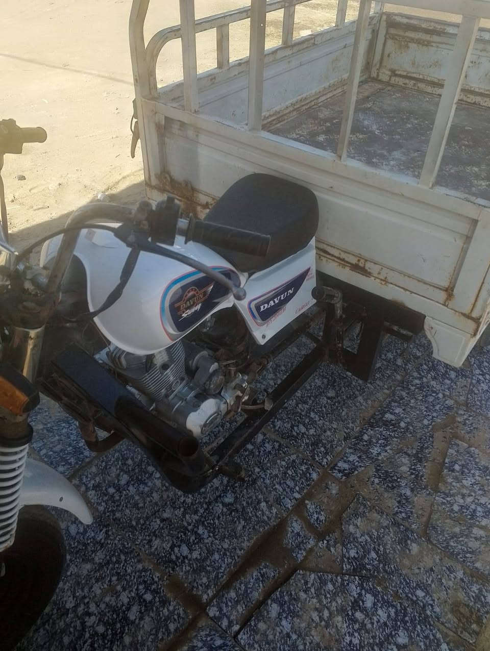 سلام عليكم ستوته للبيع موديل 2015 كلك اتعهد سرقه وعشائر ستوته شوفت عينك كامله من كلشي تعميره جديدة ماعليك بس تشغل وتطلع على باب الله 
دشبول جديد 
تواير جدد
مكينه جديدة فقط بوشه وبستم مبدل 
ضفيره جديدة 
تانكي جديد 
صفاحيات 
هورنات 
لايت زنون عالي ناصي 
سعرها 950وبيها مجال للطيبين 
اتصل وبيك خير ودلل 
***********
