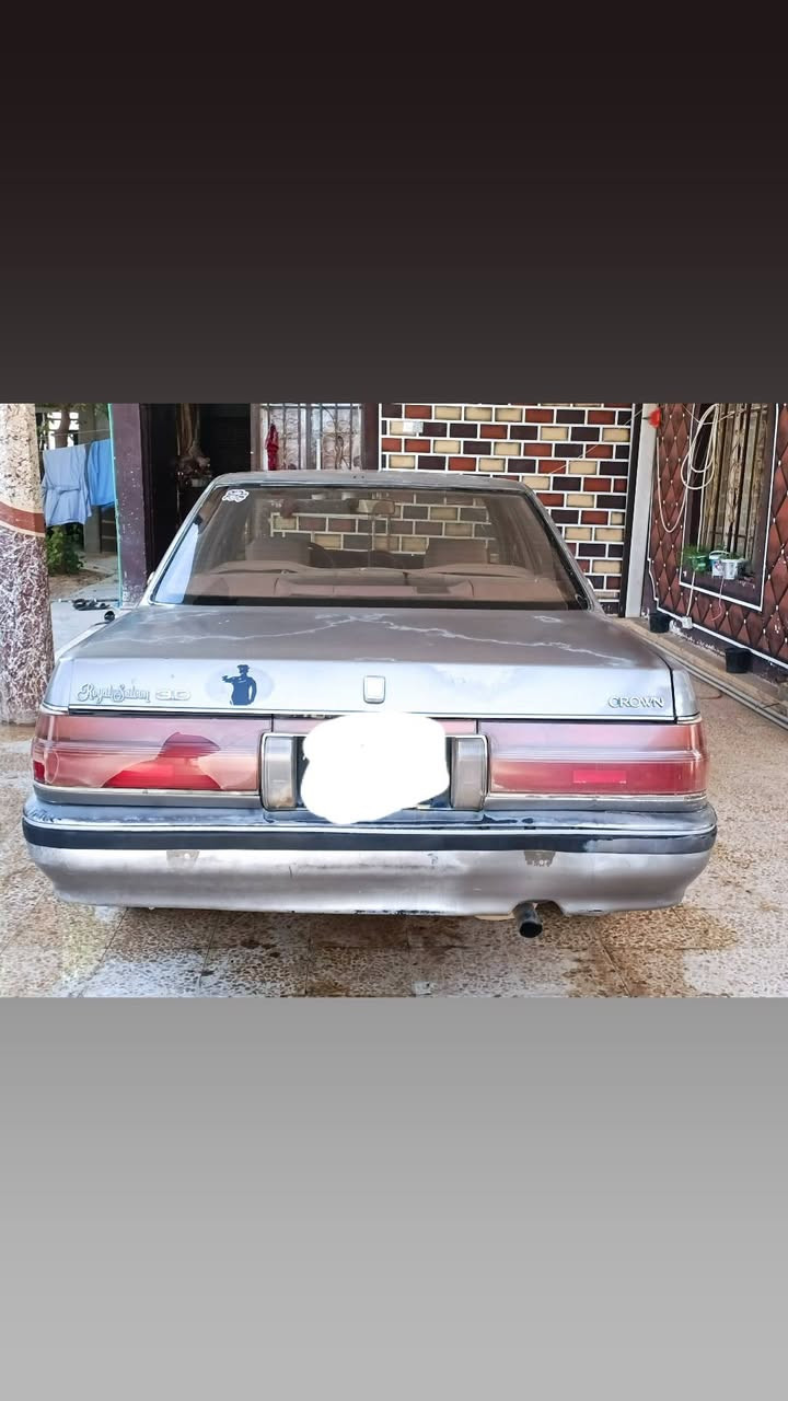 السلام عليكم هارتوب للبيع موديل 1993 كير ومحرك بطه 3000 كير واكسل شرط محرك بي تنقيص شي قليل كهربائيات كلها شغاله داخلها حيل نضيف دوشمه جديده  صدرها حيل نضيف السعر 35 وبيها مجال  ماني بيجي قريه المزرعه ***********
