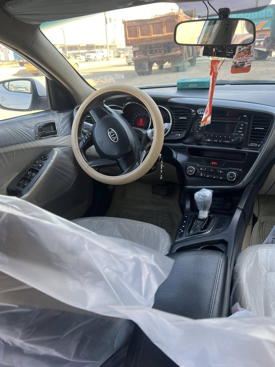 السلام عليكم اوبتما خليجي 2012 مكفول عدا بارد سونار موجد مع صور سياره جاهزه سعر 127 رقم مثنى مكان سياره سماوه ‭0783 848 0807‬
