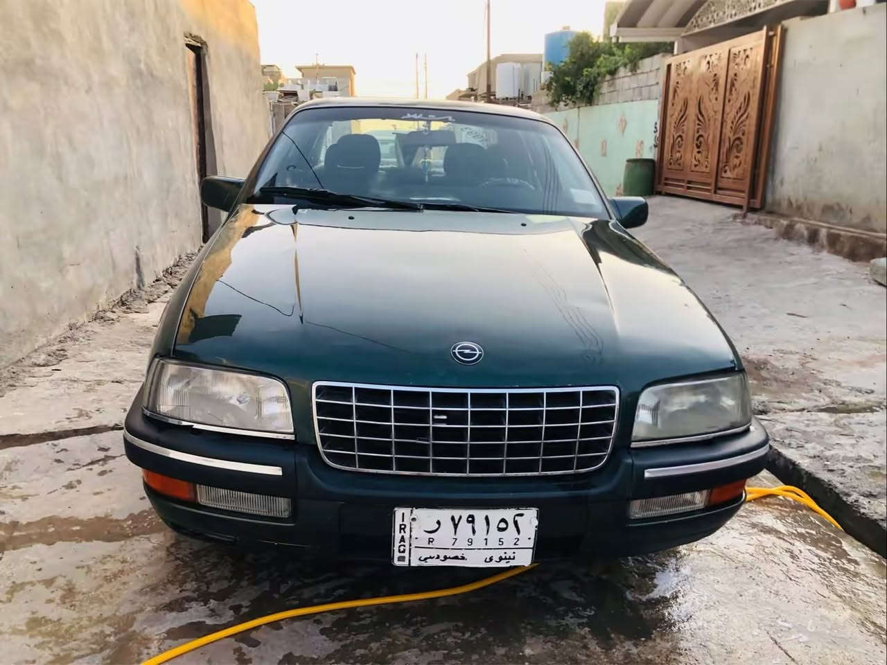 سيناتور للبيع موديل 1993 سياره حجم محرك 3000 كدام العين نضيفه مشالله جامات كهربائي كير توماتيك سياره كير او محرك انطيك ياها شرط لا صرف ولا نفخ محرك كبس +بيها كاربون بانزين صاحب سياره موجوده تاخذ سياره ما تصرف عليها دينار صبغ ما بيها فقط جماليه تبريد شركه ثلج ❄️سعرها 45 او بيها مجال انشالله 
 اي استفسار راسلني او اتصل ع ارقام التاليه 

***********‬
***********
