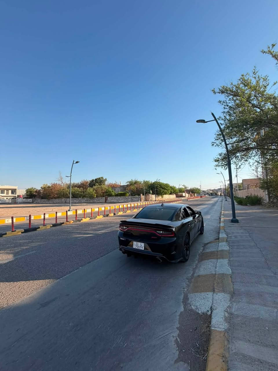 بيع سريع نقد فقط بدون مراوس ب155 ورقه 
جارجر ارتي 2019 ماشيه 31 مايل حقيقي بشرط 
صور حادث موجوده حادثها سطحي بيها صبغ بدون دواخل 
سياره مكينه كير تبريد صدر كله علوضع شركه 
مكان بغداد شعله حي جوادين 
سعر نهائي وماكو 19 هيج مشي ونضافه بهسعر 
***********
