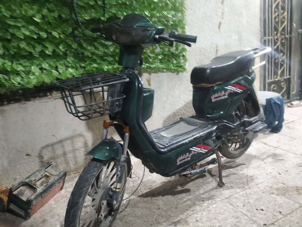 دراجة شحن للبيع مكاني البصرة الكباسي الدراجة تحتاج بطاريات فقط سعرها 150 الف وبيها مجال كامله كهربائيات وشغاله بصمة
***********
