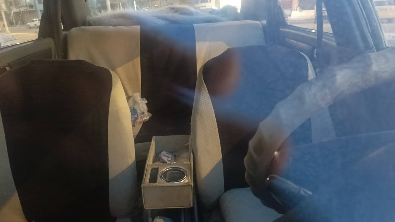 اوبترا 2010 للبيع
سيارة مكلوبة معمرة بدون عيب شرعي 
كير و مكينة 1600  شد جديد 
سنوية منتهية 
السعر 35
واتساب فقط ***********
