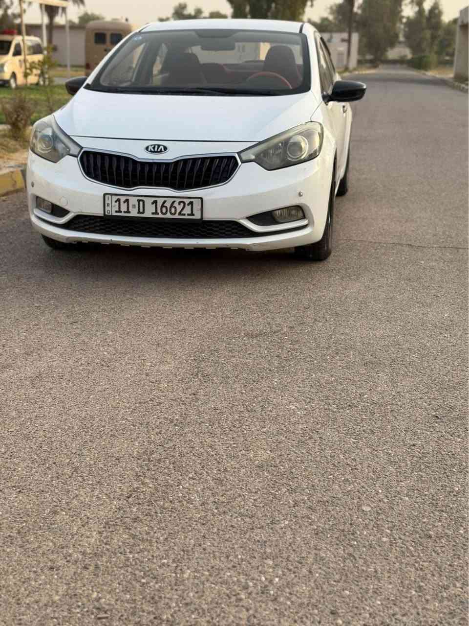 كيا سيراتو ٢٠١٤ بيضاء رقم بغداد الجديد ب اسمي 
تبريد شرط ثلج الضهر
 3 قطع صبغ فقط  
وبيها بارد جاملغ امامي جهه سايق 
محرك ١٦٠٠ دوش
مكانها بغداد زعفرانيه 
للتفاصيل خاص 
السعر 109 بغداد, العراق


**إذا كنت صاحب هذا الإعلان وتريد حذفه لأي سبب، رجاءا أرسل رسالة إلى الدعم الفني**