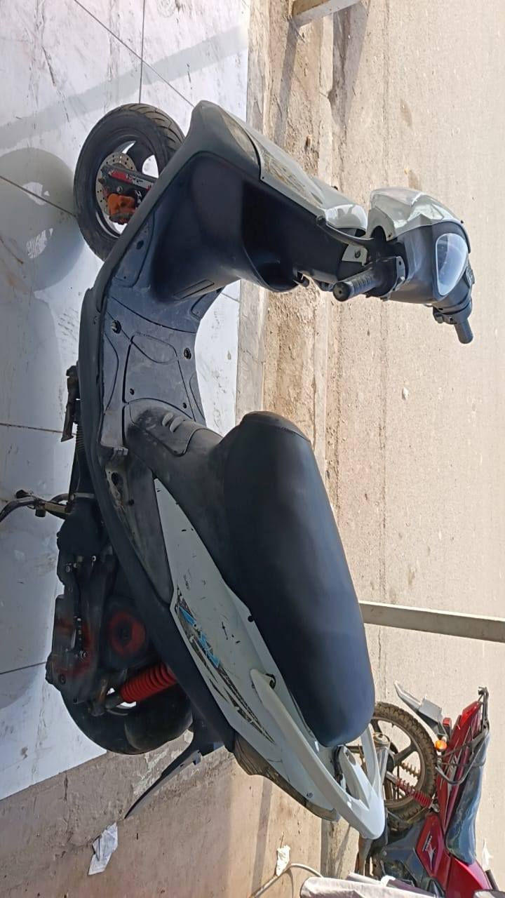 ماكس عدله للبيع مكفوله كفاله عامه المكان بغداد  حي البتول قرب العبيدي السعر 575 رقم  +964 776 215 8412
