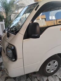 كيا حمل 2026 رقم بغداد السياره بأسمي تحويل مباشر  ماشيه ٤ الف فقط علما...