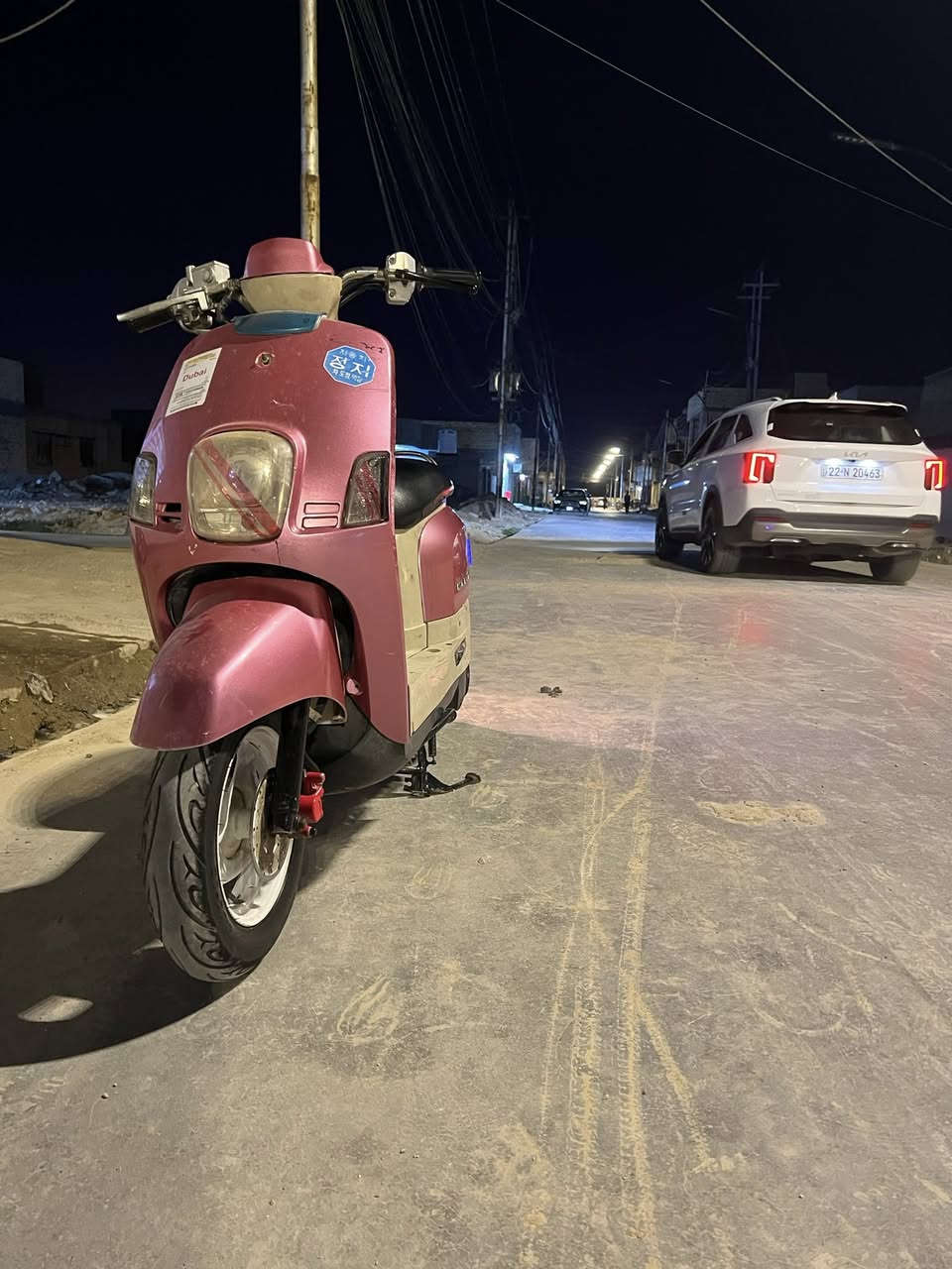 سلام عليكم. دراجه ماكس بوليس لو وردي وداخل كريمي دراجه نضيفه وحلوه وناعمه مفتوحه ولفات فقطط كهربائيه كله شغاله نكره سلف سعر450 وبيها مجال مكان ناصريه قلعه سكر رقمي ***********
