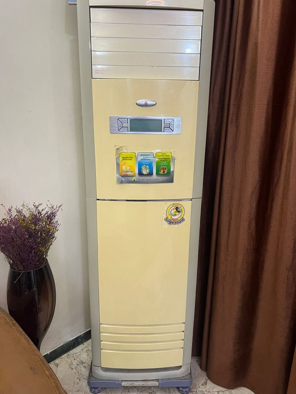 سبلت ومكيف للبيع مستخدم العنوان البلديات ***********لمعرفة التفاصيل
