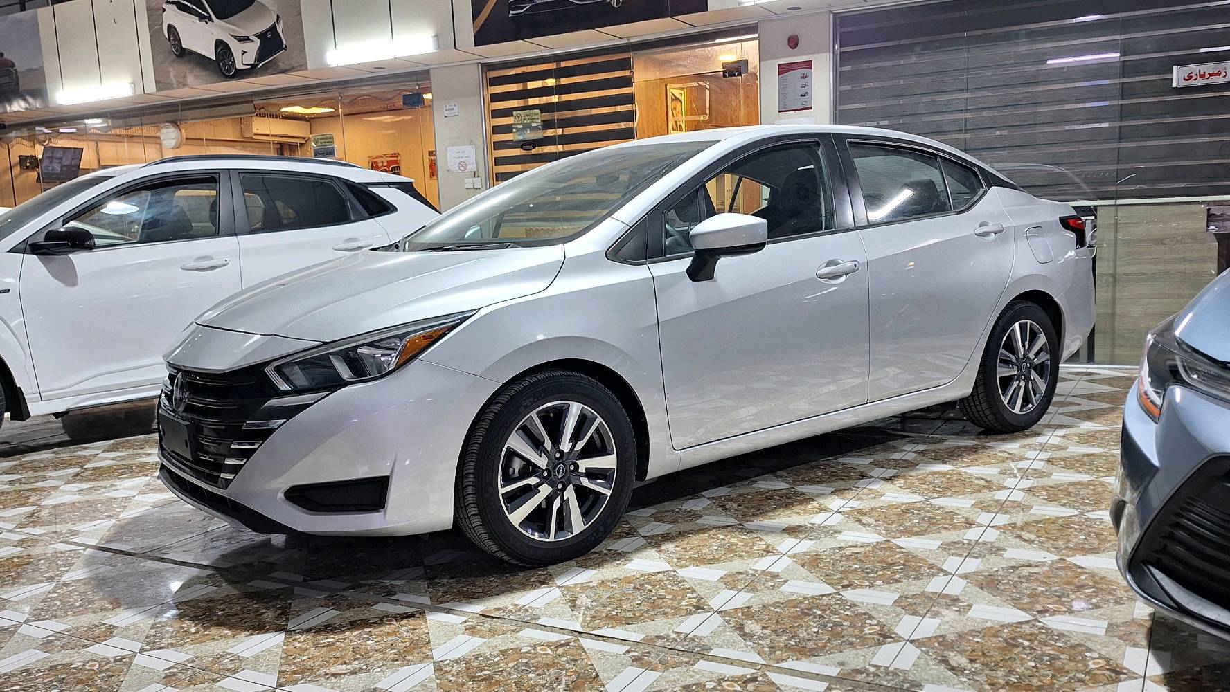 نيسان ڤيرسا  SV 2023

رەنگ سلڤر 
بصمه،  شاشه و كامیرا،  حەساسی پشتەوە،  شحن وايرلس، پێنج رادار،  راداری خەتی جادە، سوکان فوول کۆنترۆل،  گێچ ئەلکترۆنی،  ویل کرۆم،.....
مەکینە ١.٦ی ،،، ٤ پستن 
٤٩٠٠٠  رۆیشتیە 
چاملغی پێشەوەی لای سەکن و دەرگای سەکن بەبیلاد گۆرایە.
تەنها بستەک روکنی دەرگای پشتەوە لای سەکن بۆیاغە. 
ئێرباگی سوکانی تەقیە و بلادی چاککرایتەوە 
ژمارە کاتیە و ٢مانگی لەگەلە 
شوێن هەولێر 

موبایل،  واتساب،  فايبر 
***********

xxxxxxxxxxxxxxxxxxxxxxxxxxxxxx

نيسان ڤيرسا 
٢٠٢٣ SV

اللون سلڤر 
بصمة، شاشة و كاميرا ، حساس خلفي، خمس رادارت، مانع الاصطدام الخلفي والامامي، شحن وايرلس، ويل كروم بلادي، تحكمات ستيرن، گیچ الكتروني. 
مكينة ٤ سلندر، حجم ١٦٠٠ تنفس طبيعي. 
ماشية ٤٩٠٠٠
جاملغ و باب الامامي عكس السائق مبدلات بلادي 
صبغها فقط شبر بزاوية الباب الخلفي عكس السائق. 
ايرباك ستيرن ومبدل ومسستم بلادي.
مكان السيارة اربيل ويترقم شمالي.

موبایل،  واتساب،  فايبر 
***********