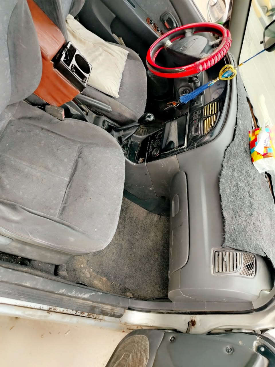 سلام عليكم كيا سبكترا موديل 2000سياره خير من الله كامله تدفئه تبريد محرك ١٦٠٠ سياره خير بيه شويه جراد سياره بلاديه بدون خياس بدون ضربه فرممات بلادي مكاني ديالى استفسار *********** بسمي سياره
