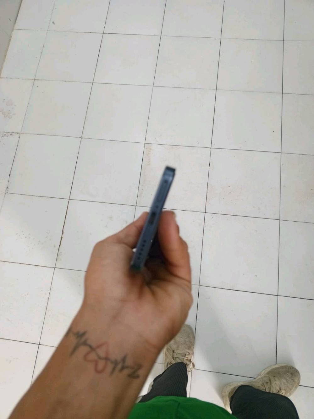هونر 400  G5 ذاكرة 512  السعر 500 قفل 
البصره كرمة علي 
واتساب (***********)