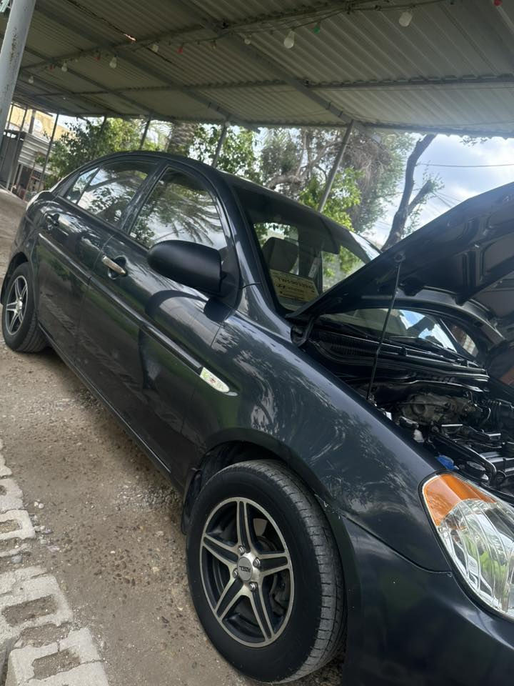 اكسنت موديل ٢٠١١رقم بغداد وباسمي المحرك والكير بحاله جيده ونظيفه ولا يوجد بها تبديل والسعر٨٥ وبيها مجال
رقم الهاتف ***********
