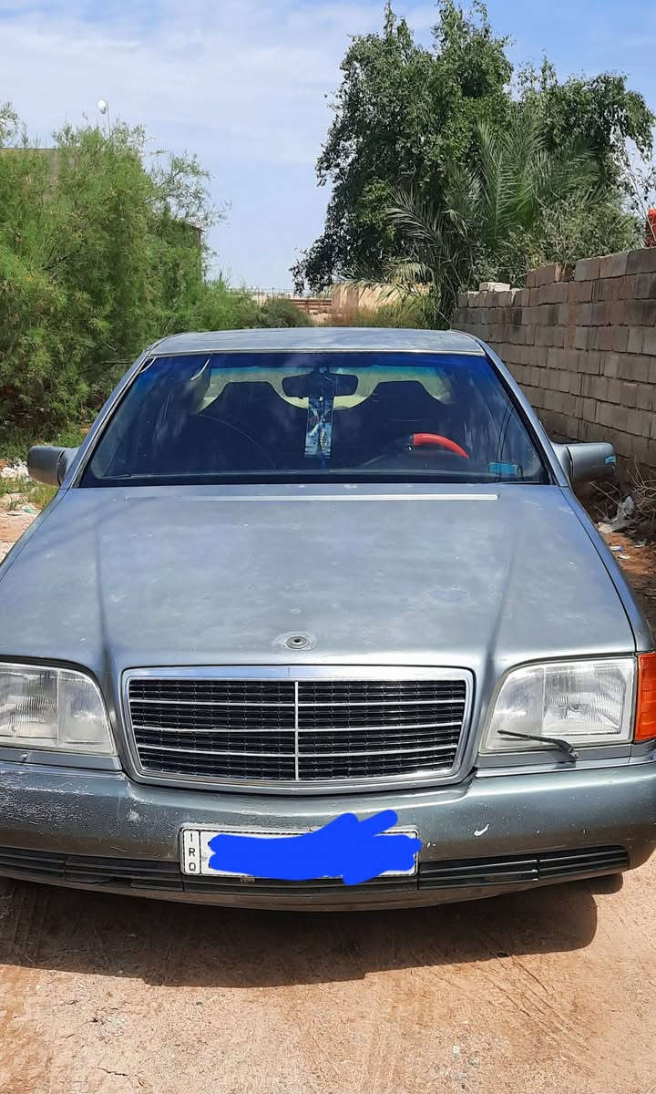 مارسدس شبح 600
سنوية جديدة لحد  2031 تنتهي جاهزة تبريد حدادية  كير محرك  الغرفة ابلاد تخم تاير  دبل جام/ العنوان بصرة السعر 43 وبيها مجال   للاستفسار الاتصال او واتساب ***********
