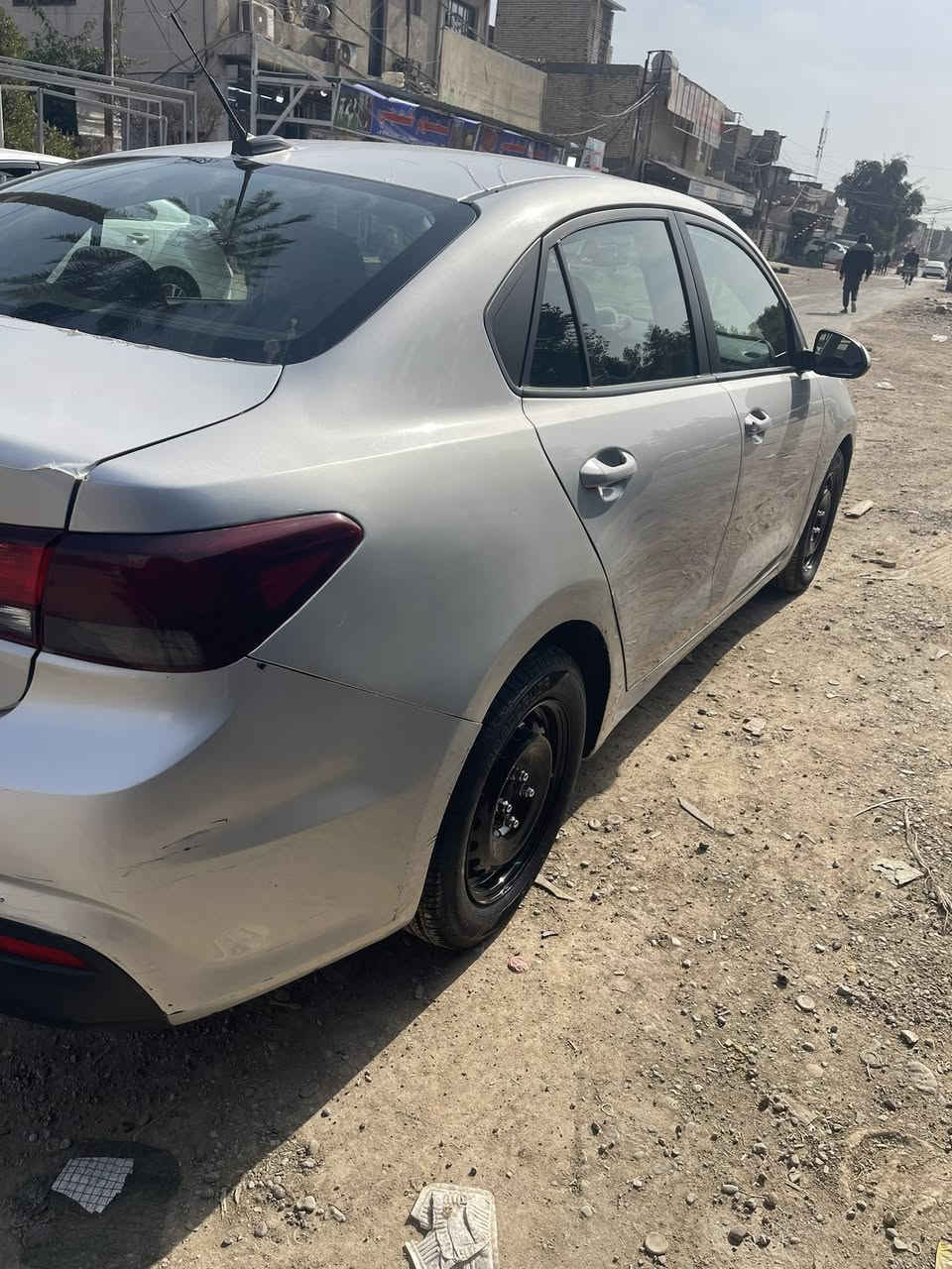 السلام عليكم                                                                         كيا ريو للبيع 2020 رقم اربيل هزة فحص سنويه باسمي تحويل مباشر مكينه دوش المرغوب  بيها الباب الخلف السايق صبغ وحادث امريكا جاملغ خلفي عكس السايق اليمنه بجم كبس ماشيه 45 الف تخم تاير جديد 
السعر 117 بيها مجال
مكاني بغداد الدورة
للاستفسار اكثر ***********
