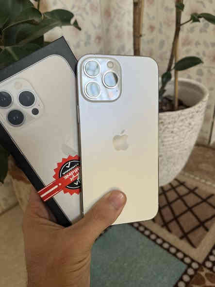 13 برو ماكس نظافة جدا عاليه شاصي جدا نضيف ذاكرة128 بطارية89 كله بلادي ممبدل بي اي شي كله نورمل كامل ملحقات كارتون مطابق وكيبل شحن اصلي ضمان سبوع اي خلل يرجع السعر 675 وبي مجال بسيط جدا مكاني بغداد ***********
