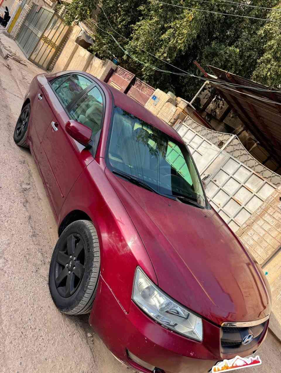 السلام عليكم  للبيع سوناتا امركي  2008
مكينه 2400 رقم بغداد حادث امريكا جاملغ وبنيد  بدون اي حادث اخر مصبوغه حزام بدون اي دواخل اثر جراد  بسمي   /  كامله من كلشي كير مكينه صدر تبريد كلشي جاهز بيها 
  السعر  87  وبيها مجال قليل حق الجيه  مكان بغداد الاتصال  على الرقم  ***********
