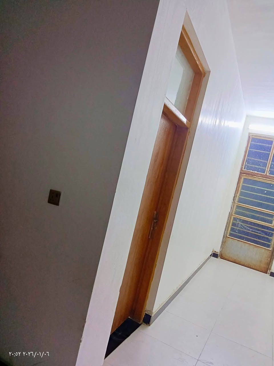 السلام عليكم منزل للبيع بناء حديث 2024
المنزل في منطقة الجعارة شارع السجاد قريب على الشارع العام
مساحة المنزل 450 متر  الاساس رفت بناء حديث طابوق قريب على الشارع العام خدمات ماء كهرباء تبليط نوع العقار طابو زراعي سند 25
مساحة البناء 160 متر 
الطابق الارضي يحتوي على :
استقبال
صالة
مطبخ
غرفة نوم
صحيات داخلية 
صحيات خارجية 
الطابق الثاني يحتوي على :
غرفه نوم
صحيات
صالة

للأستفسار ***********
