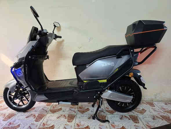 السلام عليكم ورحمة الله وبركاته...
دراجة كهربائية نوع SA&r موديل 2026بعدهة زيرو ممستخدمة.... 

ملف 2000حقيقي

72ڤولت

بطارية ليثيوم فوسفات الحديد 

 ضمان سنة كاملة بلبطارية من اي خلل او عطل

3تحويلات سرع 

السرعة الحقيقية مع الوزن 85

تمشي بلشحنة الوحدة 90كيلو حقيقي شرط الفحص

نظام البك Rالرجوع الى الخلف

نظام البارك P

مثبت السرعة  Cross

تشغيل سويج+بصمة+جهاز الانذار وقفل الامان

شاشة TVT   نظام تحديد الاعطال والتنبيهات

لايت عالي ناصي زنون...بلوجكترات زنون متغيرت الالوان... سكن لايت لد... اشاير يمين يسار... سطاب لايت بخاري لد... هورن

بريك امامي خلفي دسك هايدروليك نظامAbs

Mb3 بلوتوث

شاحن ذكي يفصل تلقائيآ عند امتلاء البطارية بلشحن

تايرات حجم 12العالي جلاتين

منفذ شحنUbs

مساحة تخزين واسعة+جنطة خلفية

درع محيط بلدراجة للحماية

طلاعات جانبية للراكب الخلفي

السعر، مليون و200ألف وبيهة مجال بسيط للشراي

العنوان العطيفية قرب جامع براثا

رقمي ***********
