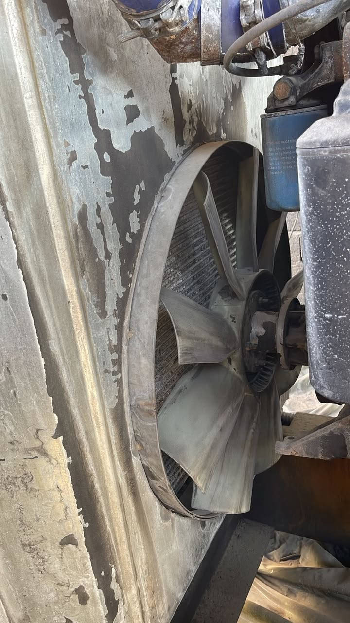 سلام عليكم سكانيه 0،15 مكينه مجفته كامل لاتنقيص ولا تبخير كرنك 10مصفر توليد 350 بلادي مولد خير من الله تجي تحمل وشوف مكان مولد بغداد دوره هوررجب 
رقم الهاتف ***********
السعر 72وبيه مجال
