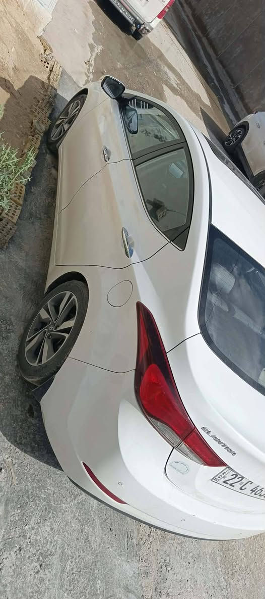 السلام عليكم
النترا 15 فول مواصفات GLS 
بصمه تشغيل وابواب فتحه تحكمات حساسات كامره شاشه ويل كروب مانع انزلاق مري شفط داخل جلد كشن كهربائي رقم اربيل دولي وكاله وتحويل 
مكفوله سياره بيه كرتات زغيره بسيطه باقي كفاله عامه 
كير مكينه تبريد حداديه تخم تاير 
محرك 1800 
مكاني نجف السعر 127 
*********** النجف, العراق
