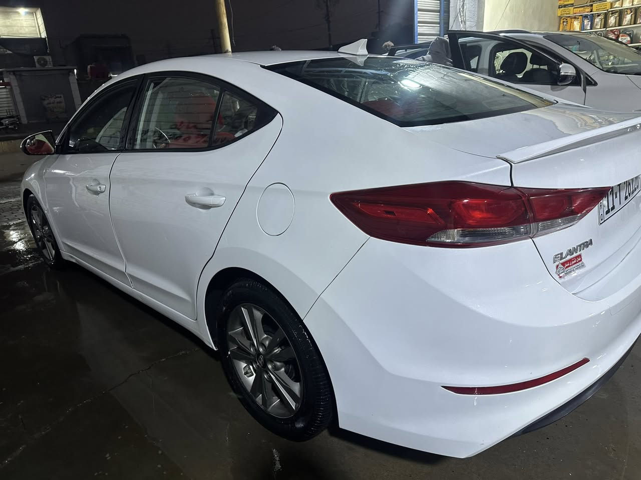 السلام عليكم.                                                                          النترا للبيع2017 
وارد امريكي الحادث موضح بالصور
مكينه ٢٠٠٠ دوش
مواصفات شاشه فقط
كير ومكينه كفاله عامه 
ماشيه ٦٣ الف
السعر ١٢٧ وبيهه مجال
مكانهه مدينة الصدر

***********
