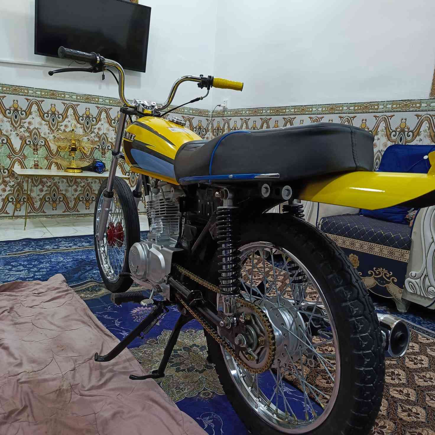 رابيدو تعمير 26 صارله شهر من معمره
راق سكنر دراجه بعدهه جديده
كفاله عامه مرتبه ماناقصها شي تشغل وتطلع
مكاني حله جسر الثوره
سعره 700 وبيه مجال


**إذا كنت صاحب هذا الإعلان وتريد حذفه لأي سبب، رجاءا أرسل رسالة إلى الدعم الفني**