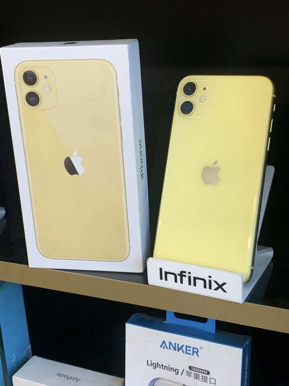 السلام عليكم ايفون 11عادي جهاز وتر ممفتوح ذاكرة 128كلشي بي شغال جهاز فول نضافة سعرة 250قفلة مكاني بغداد الشعب ***********
