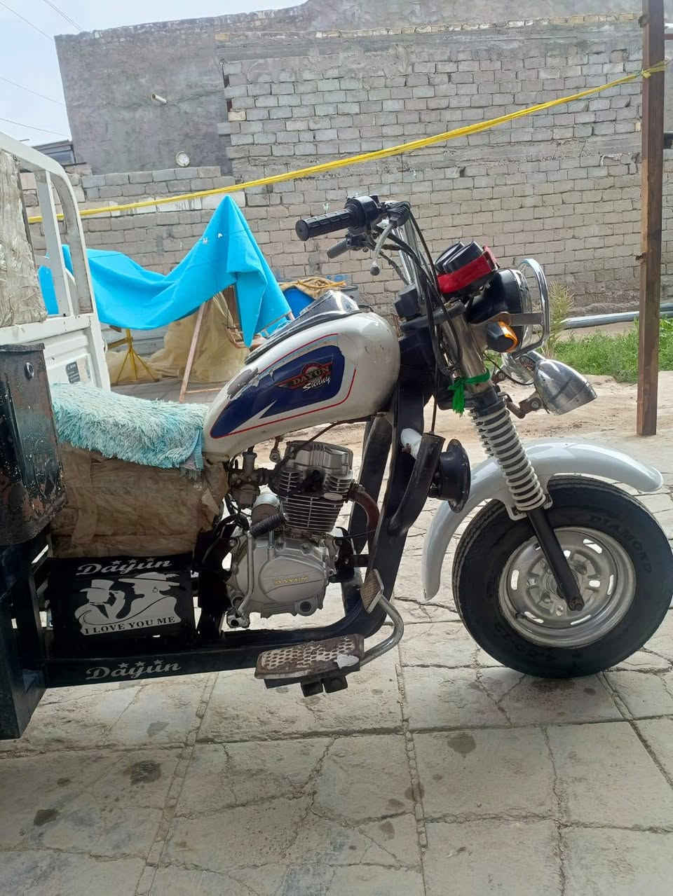 سلام عليكم ستوته دايون للبيع موديل 2020 ما ناقصه اي شي نكره سلف كهربائيات كله شغاله دبلات كير تواير كله جديد محرك توني شاده السعر (مليونين) وبيه ومجال قليل المكان سماوه قضاء الخضر ***********
