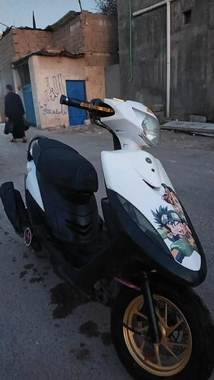 ماكس عدله للبيع دراجه نضيفه بس لان الدنيه مغرب صارلهه شهر من نازله رمبه دراجه مختمه 49بلاد نقصها بس باتري كلشي شغال بيهه دكه وحده تشتغل مكان كرمة علي 
السعر 800وبيهه مجال 
الرقم ***********
