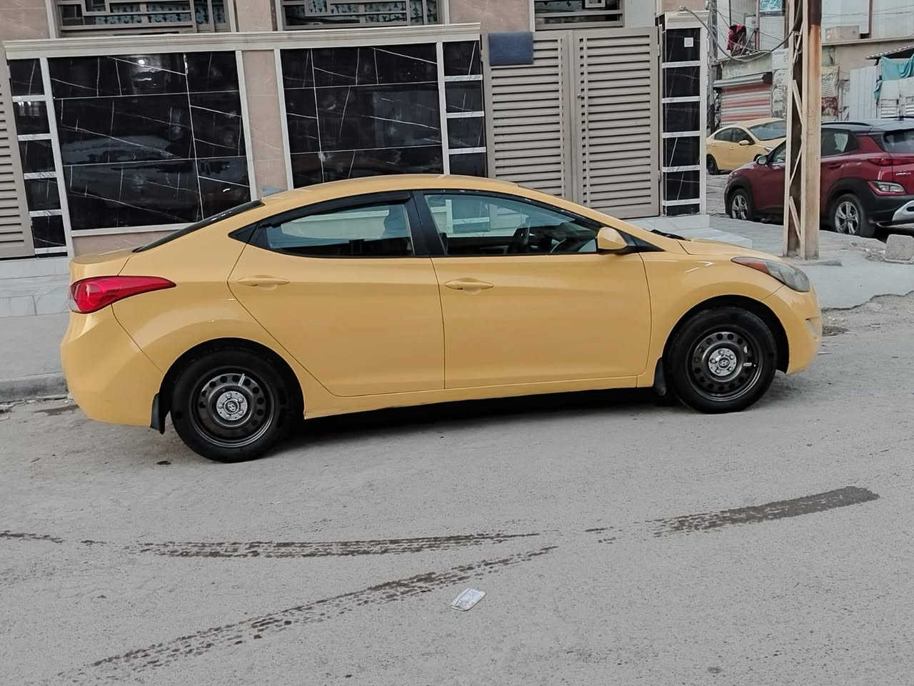 السلام عليكم النترا ٢٠١٢حادث بنيد مبدل وتعمير بالجاملغ سياره جديده مكينه كير جدد صدر امامي خلغي جديد  تايرات جددصبغتهه كلش حلوه السعر ٩٨بيهه مجال للاستفسار الاتصال ***********مكان بغداد الشعب شارع الصحه
