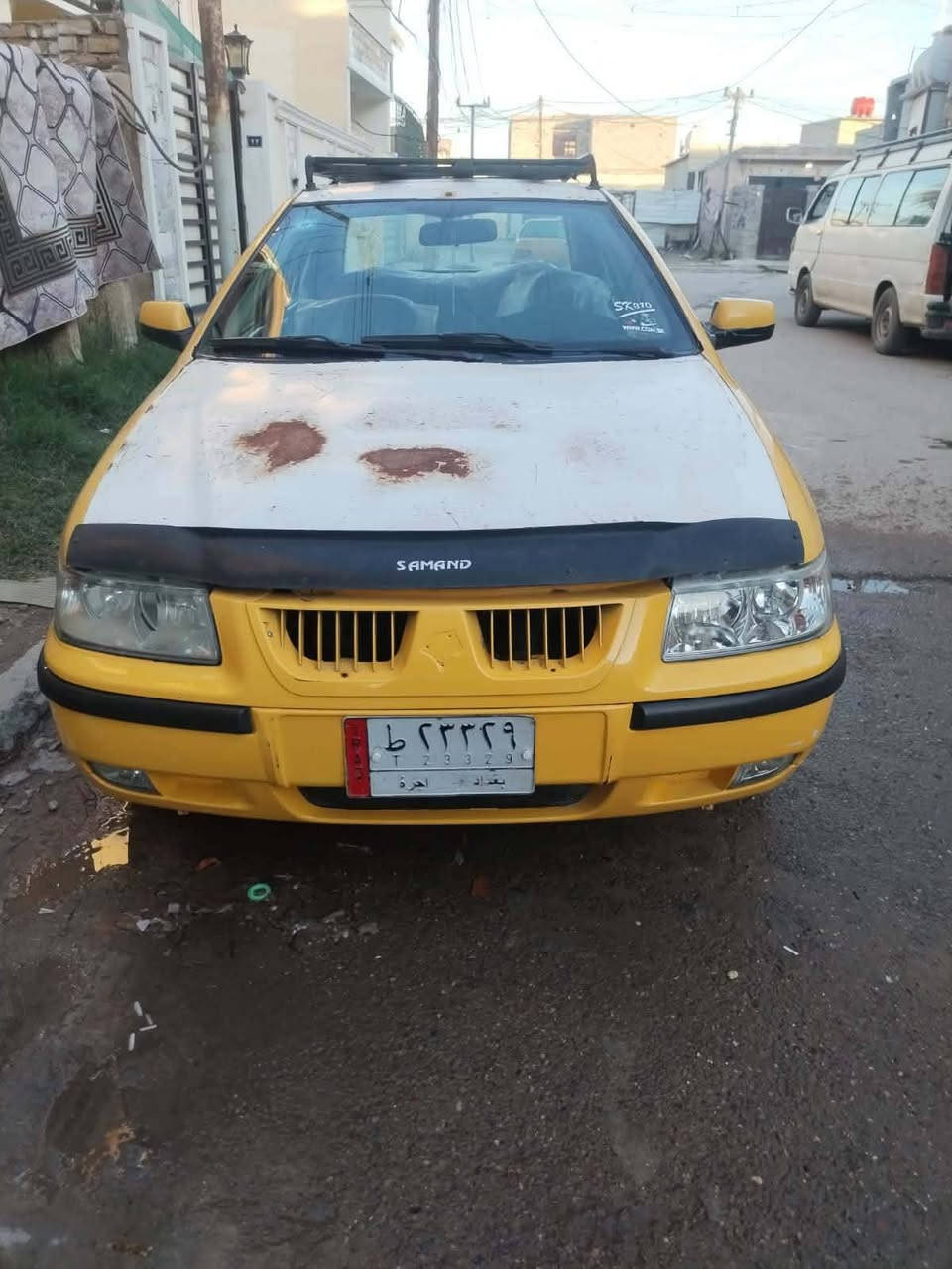 السلام عليكم البيع سمند موديل ٩ سياره موضح بل صوره كشرها مكينه وكير بل جيس صدرها جديد تخم تايرات جداد سياره بدون ضربه او صبغ رقم بغداد تحويل ثاني يوم مصفره هيه وغرمات سعر ٢٨ وبيها مجال مكان بغداد تقاطع درويش رقم ***********
