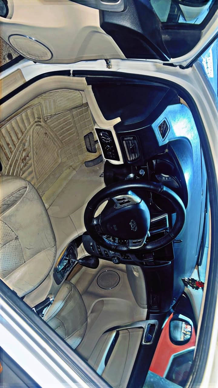 Chery A3 2014
 شیری ئەی سێتۆماتیک سلایت تەحدیل سورحە  ناو زەرد  سەیارەکە تابلی خاوینە گیر مەکینە بی عەیبە وەکو سبوخ تەنها جاملخی سایەق سبوخە بێ ژۆری بی ئیرباگ 52 $ وەرەقەو مەجالەکی کەم 
رەقەم تەلە فۆن *********** أربيل, العراق
