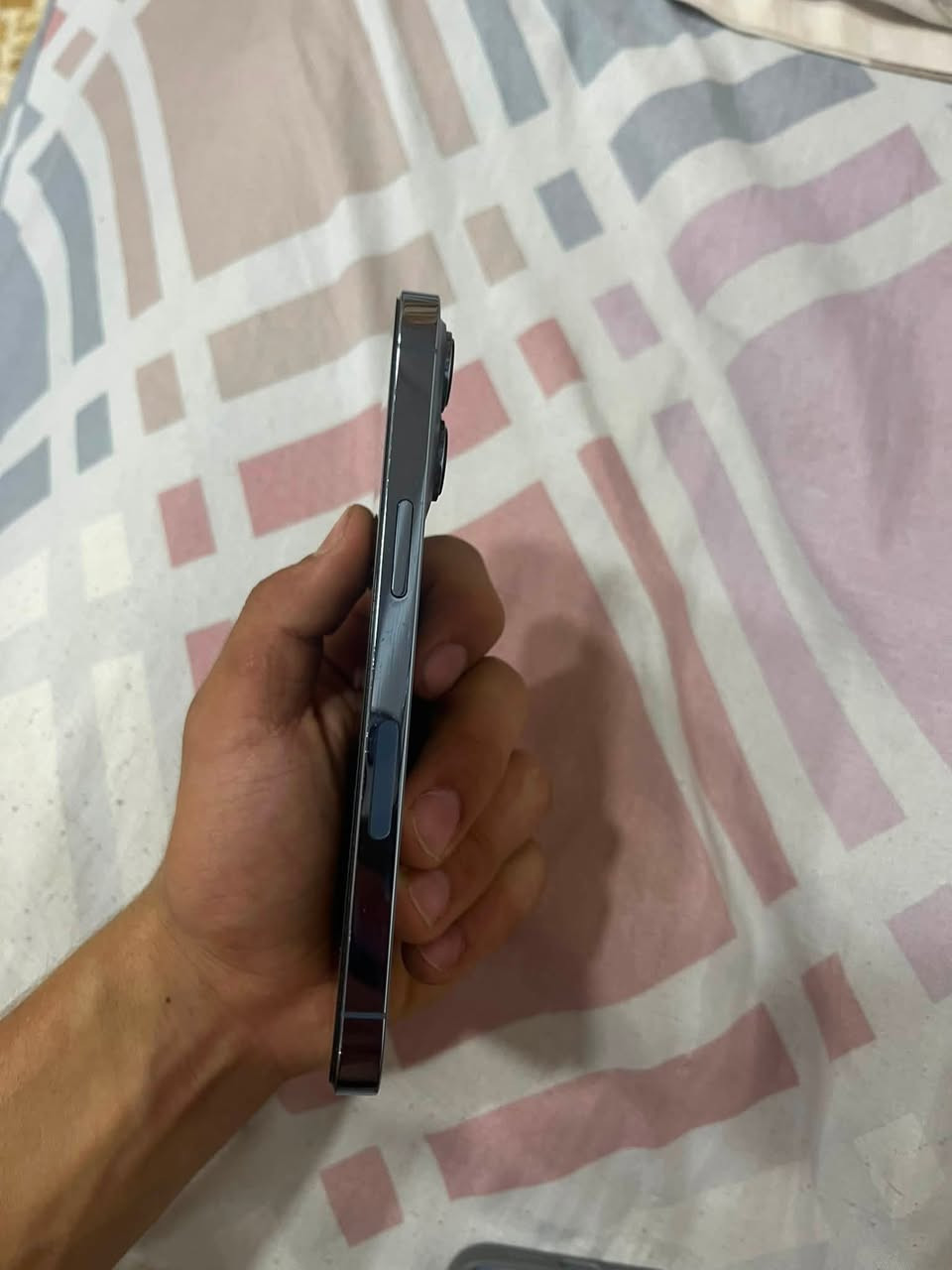 للبيع ايفون ١٣ برو (فقط)
الجهاز حيل نضيف ونضافته موضحه بالصور مامبدل بيه اي شي بطاريته ٩٤ بلاديه استعماله قليل كلش قطعه لكطه وبالعافيه عالياخذها الذاكره العملاقه ٥١٢ جهاز وتر بروف تسبحه وتاخذه مني السعر ٦٦٠ والشراي غير شكل يدلل قطعه لكطه وبسعر ال٢٥٦


**إذا كنت صاحب هذا الإعلان وتريد حذفه لأي سبب، رجاءا أرسل رسالة إلى الدعم الفني**