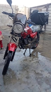 دراجه شاينك جديده صار 20يوم من شتريتها عارضه للبيع سعر 2800وبيه مجال ت...