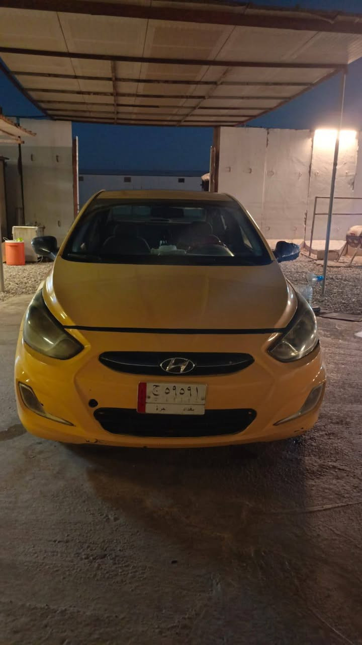 سلام عليكم 
للبيع اكسنت موديل 2014 امريكي مكينة 1600 جي دي اي
رقم انكليزي جديد
مصفرة هيئة وغرامات
السيارة تنقص ابيعلك مكينه كايمه
مكان السيارة بغداد بسمايا
السعر 65 وبيها مجال
رقم الهاتف ***********
