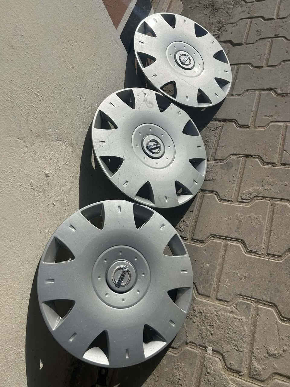 شباب السلام عليكم كبات ثلاثه مال نيسان صني ياباني جدد رايدهن ب 20 وبيهن مجال  ***********
