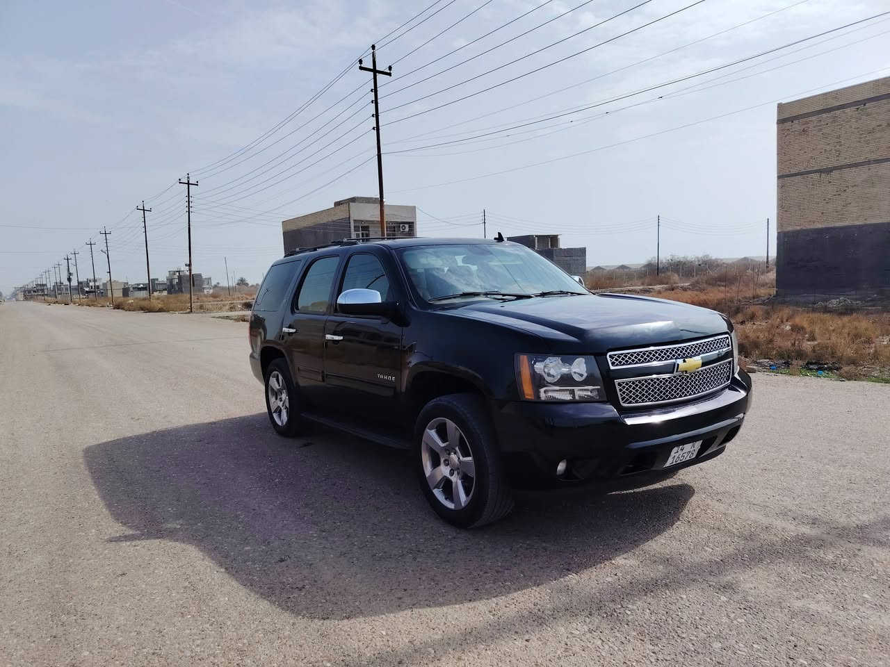 السلام عليكم اخوان للبيع تاهو بترا موديل 2014اصل رقم الدولي الجديد سنويه وهزه جديده تحويل مباشر محرك 5300 كير 1000 السيارة وارد امريكي حادثها باب السايق وبيها رش 3قطع كير محرك تخم تاير حداده كلها جديده 230ورقه بيع اومراوس حسب القناعه للاتصال *********** مكانها بغداد الدوره
