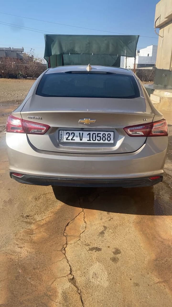 🚘 للبيع شفروليه ماليبو LT موديل 2022 🚘
سيارة أنيقة ومريحة، استخدام نظيف جدًا وجاهزة للاستخدام بدون أي مصاريف. ضررها موضح بل صوره فقط بارد بدون معجون 

المواصفات:
 • شفروليه ماليبو LT
 • موديل 2022
 • اللون: ذهبي مميز
 • ناقل الحركة: أوتوماتيك
 • مكيف ممتاز ❄️
 • محرك وجير بحالة ممتازة
 • داخلية نظيفة وخارجية مرتبة
 • قيادة مريحة وثبات عالي

سيارة اقتصادية في الوقود ومناسبة للاستخدام اليومي والسفر.

💰 السعر: 137
📍 الموقع: الموصل 
📞 للتواصل: ‭0774 440 3140‬
