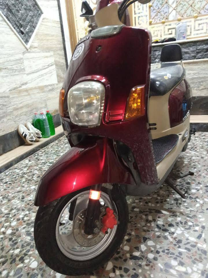 دراجه بوليس نضيفه مكينه ناعمه مامفتوحه وكفرات البلاد موجوده 
سعر 950 وبيه مجال كربلاء ***********
