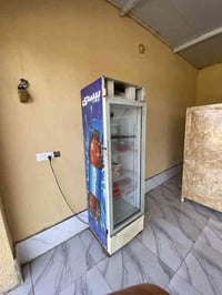 للبيع للاستفسار الاتصال 07824898834