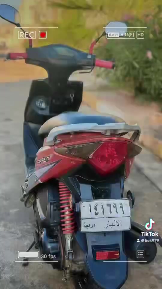 سلام عليكم سايم نحله محرك 125  نضافه كدامك محرك ناعم كلش مناقصه شي. تحويل مباشر. السعر 850 وبي مجال. الرمادي حي بكر ***********
