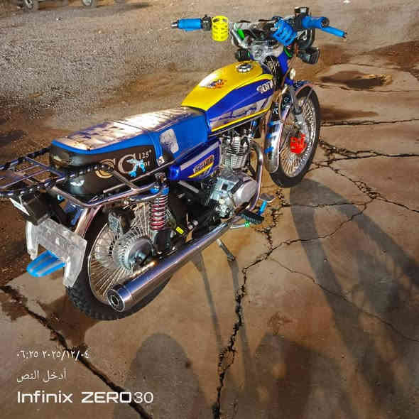 دراجه 4 كير للبيع مابيها اي عيب بس محرك مفتوح مبدل بي وفات فقط سعره 600 بي مجال ***********
